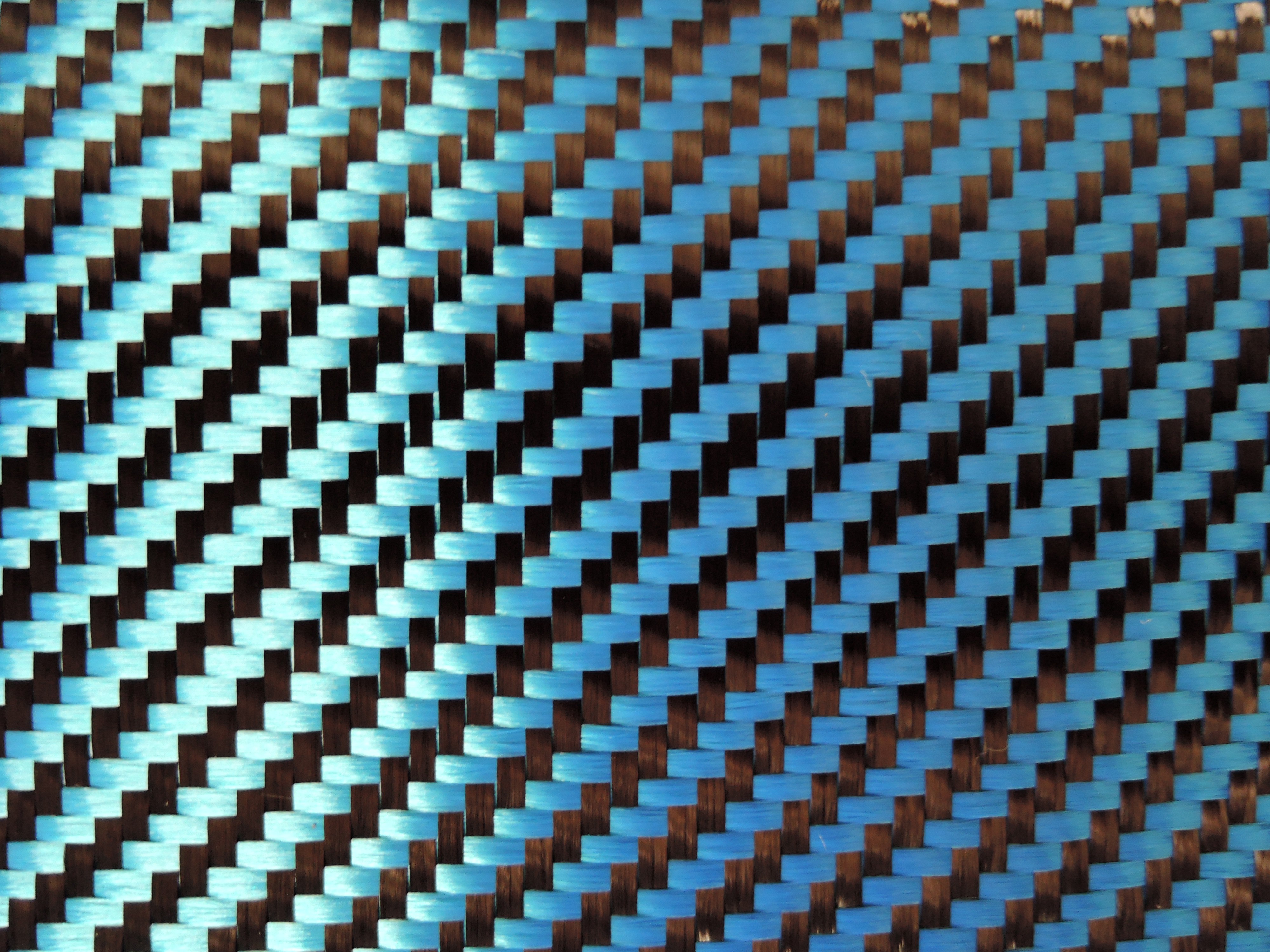 https://www.boutique-resine-epoxy.fr/744/gdc-210t-twill-carbon-blue-polyester-210-gm-width-100-cm.jpg