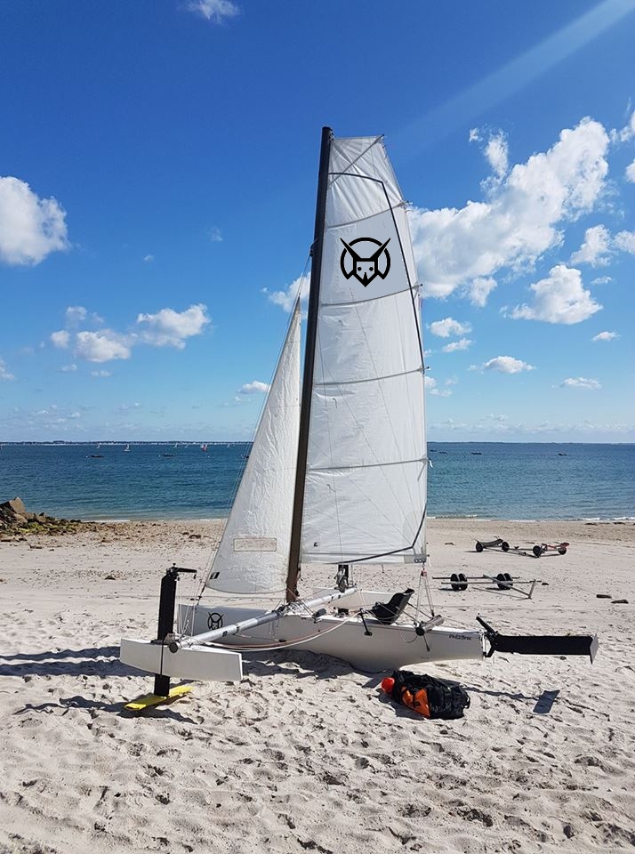 Réalisation époxy / carbone pour Trimaran Sicomin