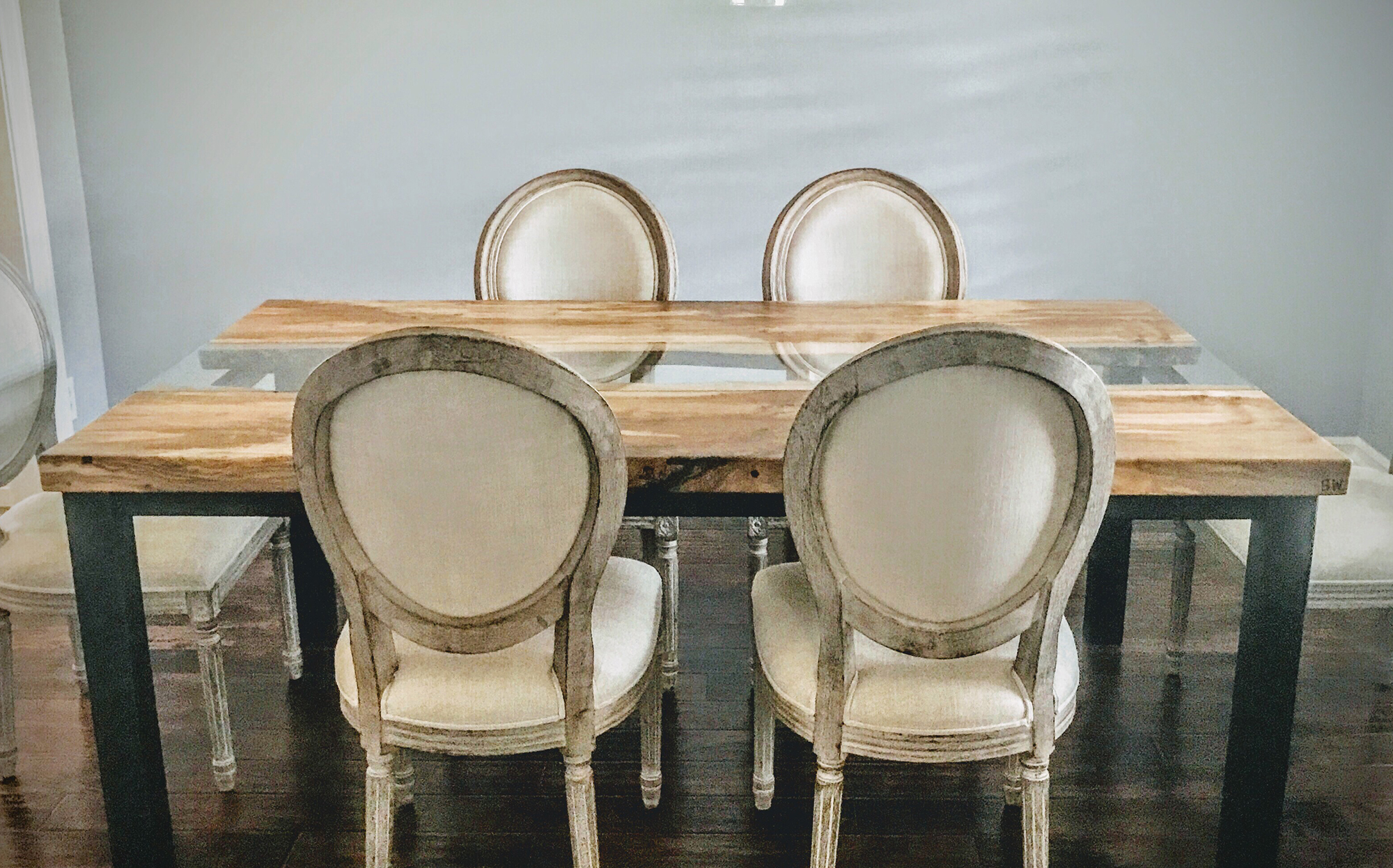 River tables: a trend that’s still going strong! Sicomin